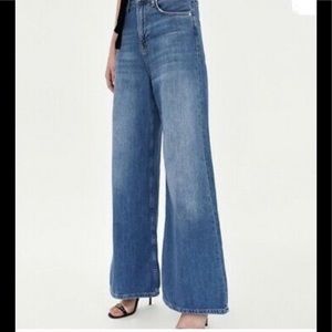 Zara 90s Style Wide Leg Jean